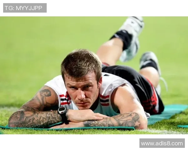 时尚足球明星短发造型精选图片展现个性魅力与运动风范